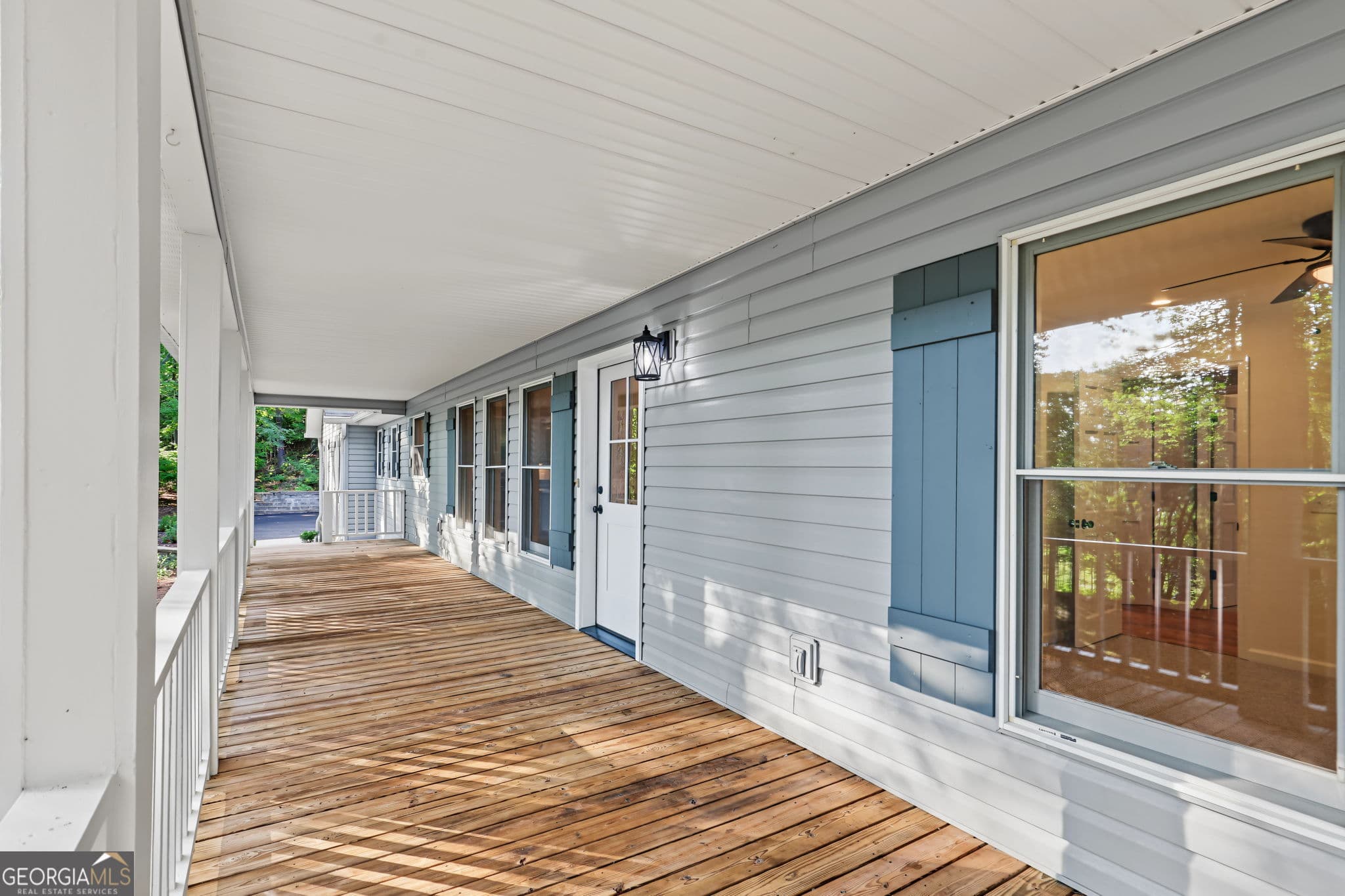4 bedroom, 3.5 bathroom, 3,060 sq ft single family residence under contract at 623 Deerfield Drive, Clayton, GA 30525 — photo 9