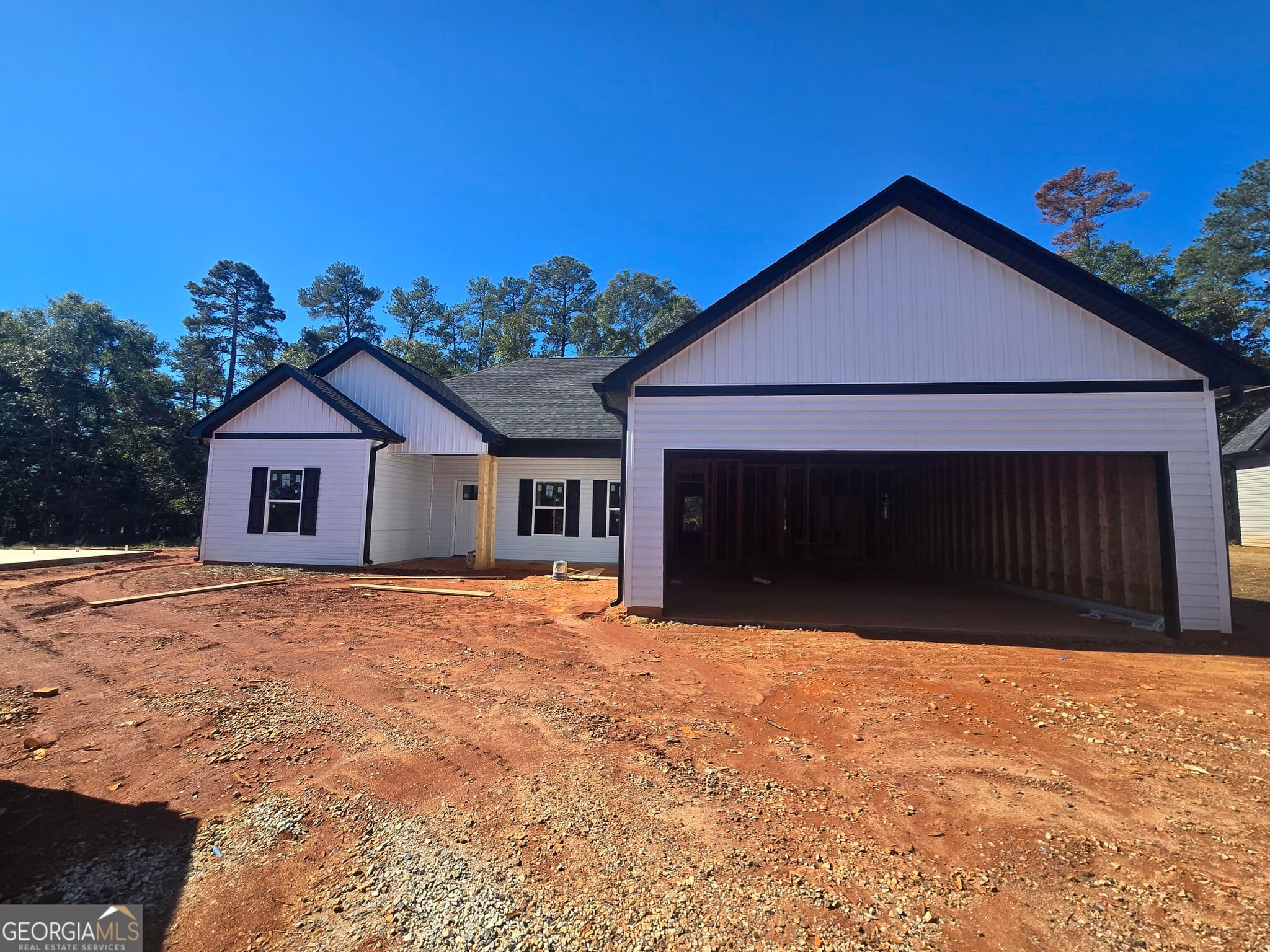 3 bedroom, 2 bathroom, 1,508 sq ft single family residence for sale at 196 Preserve Trail, Lavonia, GA 30553 — photo 1 of 18