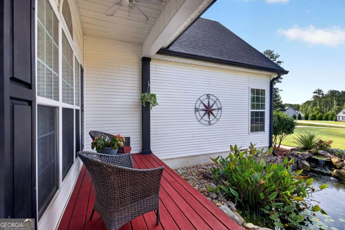 4 bedroom, 4.5 bathroom, 4,706 sq ft single family residence for sale at 193 Swanson Road, Fayetteville, GA 30214 — photo 6