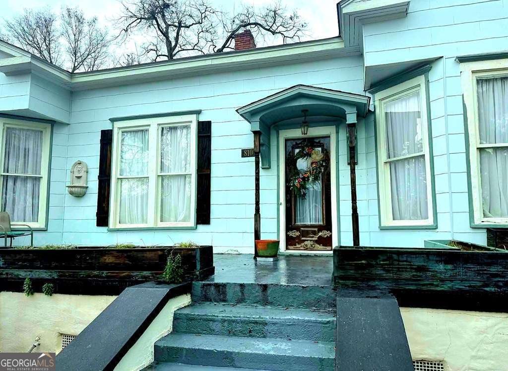 3 bedroom, 2 bathroom, 1,738 sq ft single family residence for sale at 810 S Lee Street, Fitzgerald, GA 31750 — photo 2