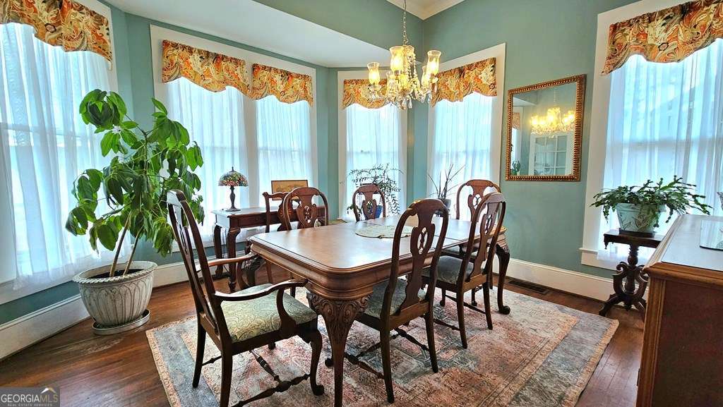 3 bedroom, 2 bathroom, 1,738 sq ft single family residence for sale at 810 S Lee Street, Fitzgerald, GA 31750 — photo 8
