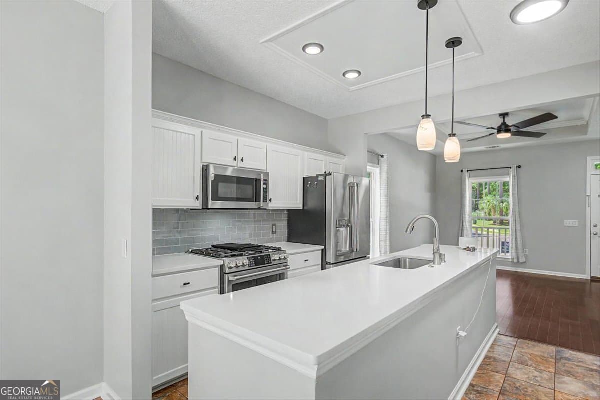 3 bedroom, 2 bathroom, 1,331 sq ft single family residence for sale at 90 Brisbon Hall Drive, Richmond Hill, GA 31324 — photo 7