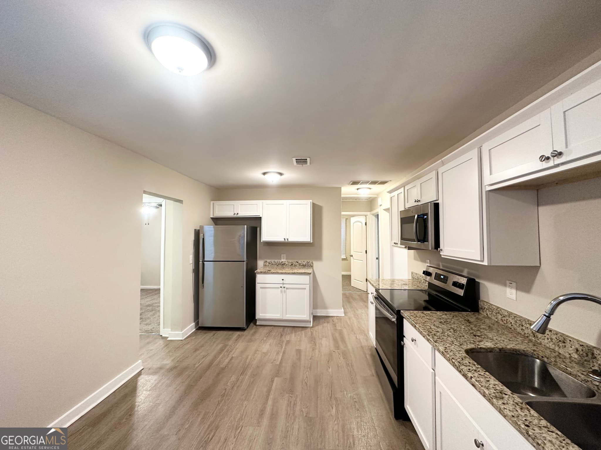3 bedroom, 2 bathroom, 1,185 sq ft single family residence for sale at 1327 Sharon Street, Atlanta, GA 30314 — photo 5