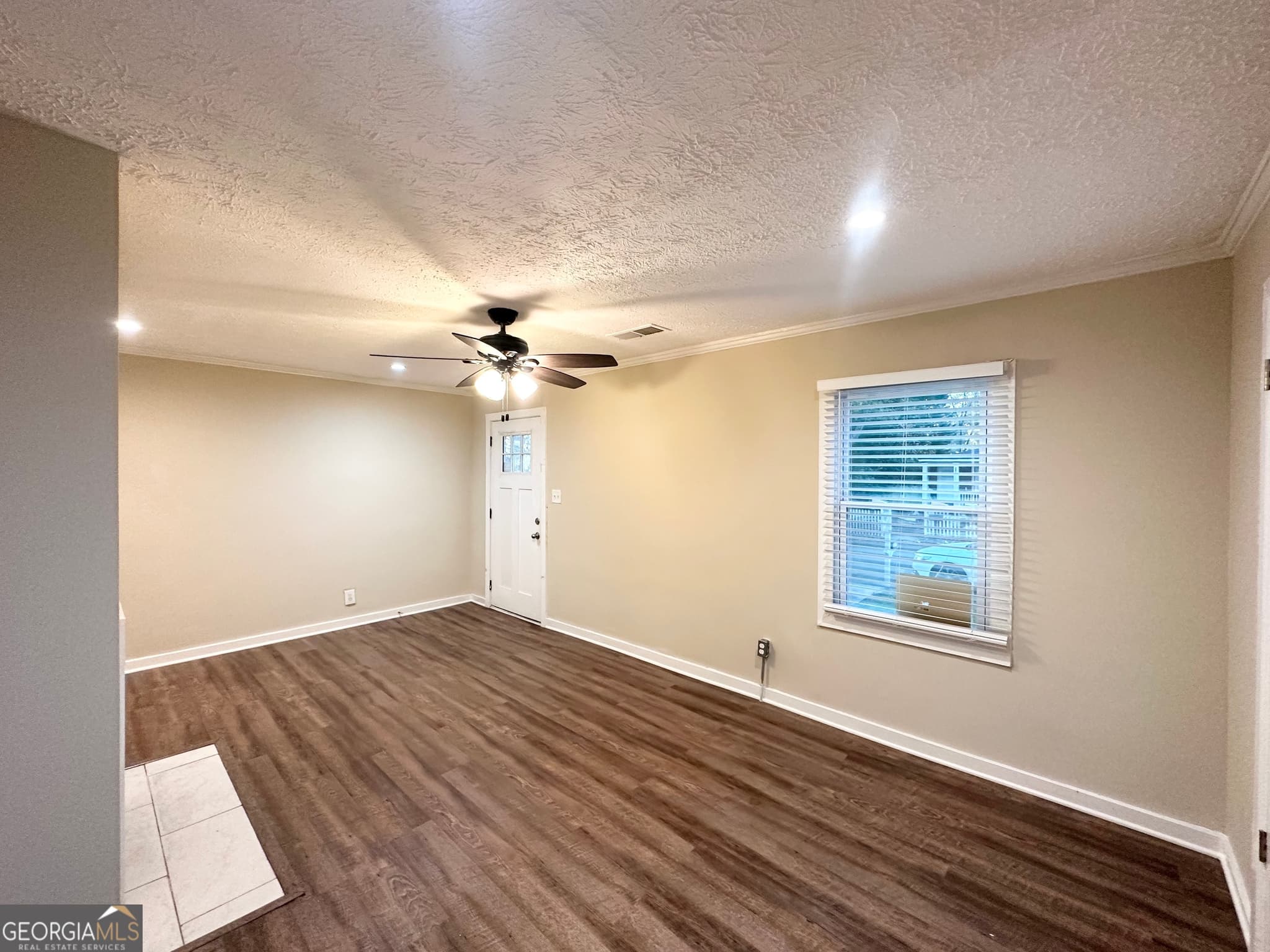 3 bedroom, 2 bathroom, 1,185 sq ft single family residence for sale at 1327 Sharon Street, Atlanta, GA 30314 — photo 4