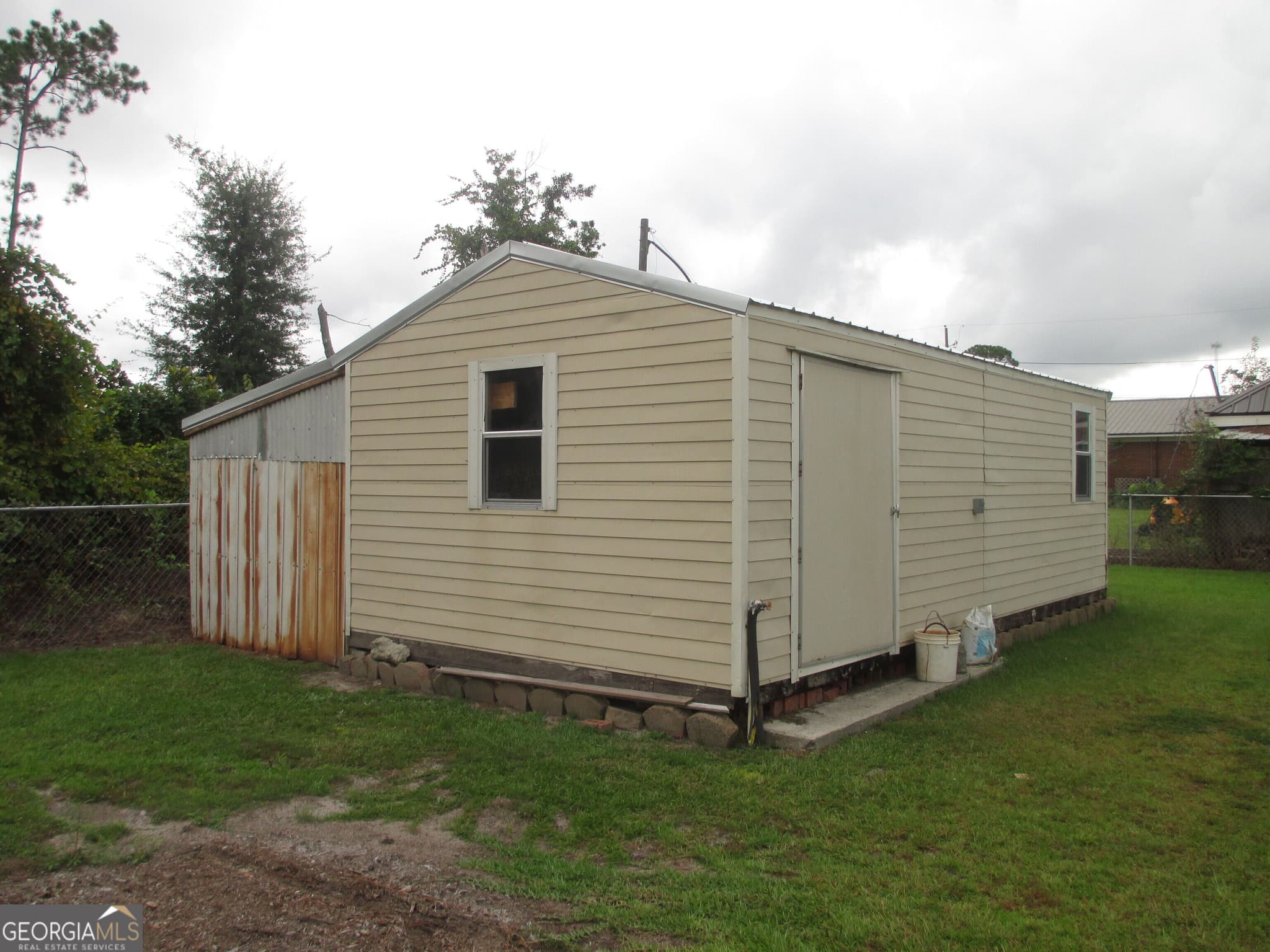 3 bedroom, 1.5 bathroom, 1,456 sq ft single family residence for sale at 94 S Miller Street, Hazlehurst, GA 31539 — photo 7