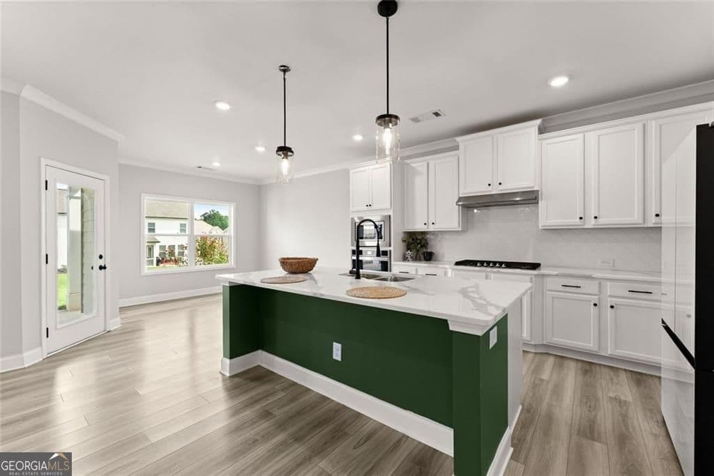 4 bedroom, 3 bathroom, 2,300 sq ft single family residence for sale at 7125 Birch View Court, Flowery Branch, GA 30542 — photo 10