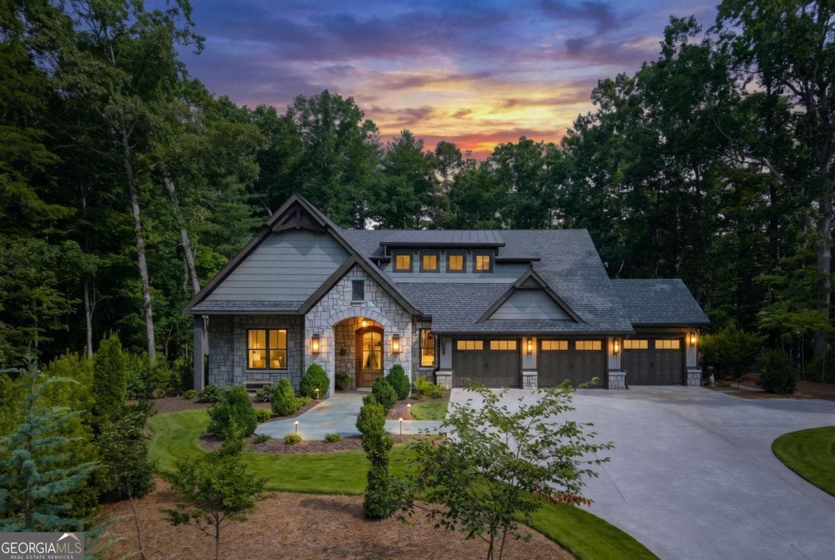 4 bedroom, 4.5 bathroom, 3,543 sq ft single family residence for sale at 87 Whisper Place, Marble Hill, GA 30148 — photo 3