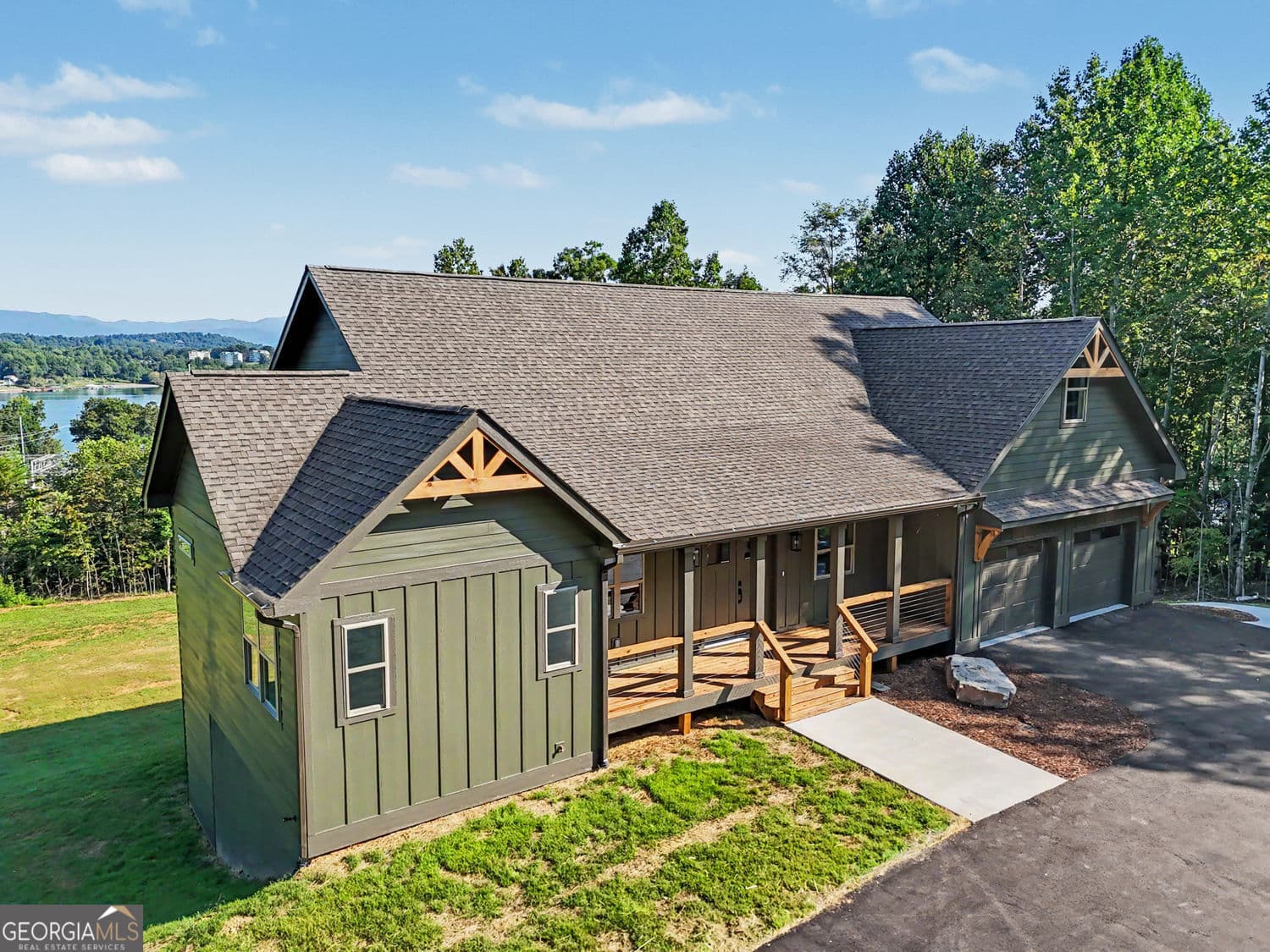 4 bedroom, 4 bathroom, 3,200 sq ft single family residence for sale at 1306 Ramey Mtn Road, Hiawassee, GA 30546