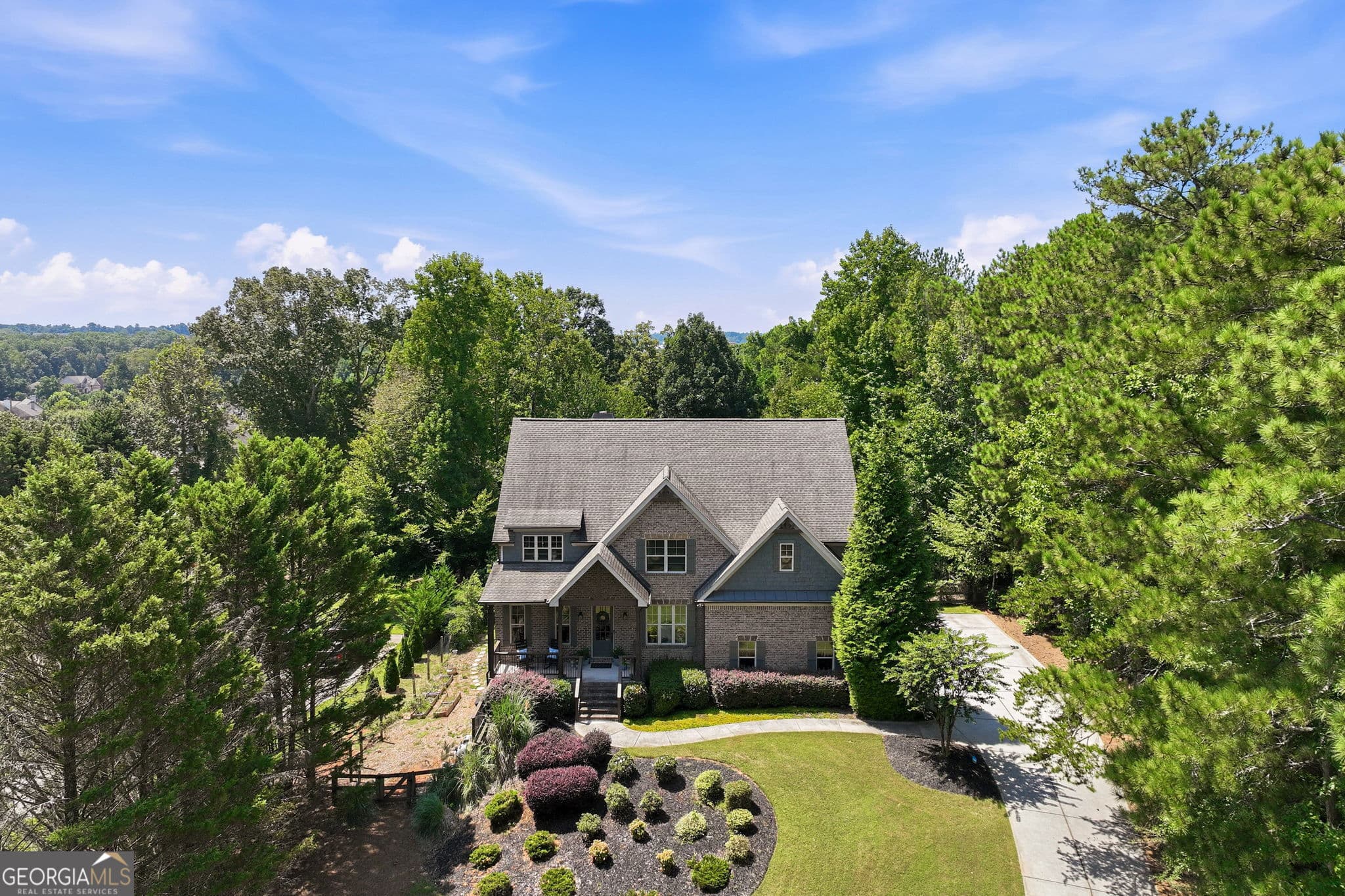 5 bedroom, 5.5 bathroom, 5,100 sq ft single family residence for sale at 5296 Frazer Road, Buford, GA 30518 — photo 2