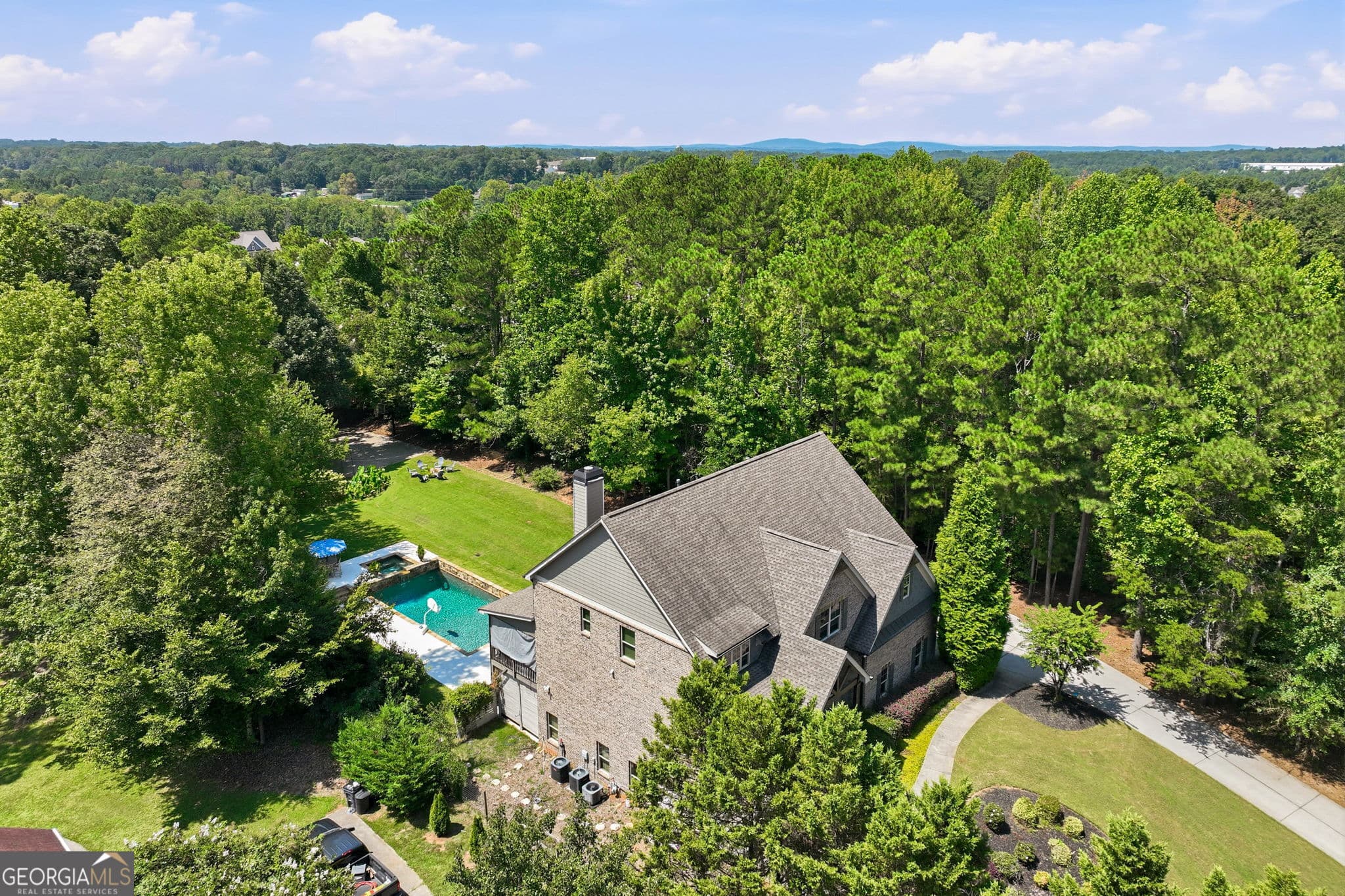5 bedroom, 5.5 bathroom, 5,100 sq ft single family residence for sale at 5296 Frazer Road, Buford, GA 30518 — photo 6