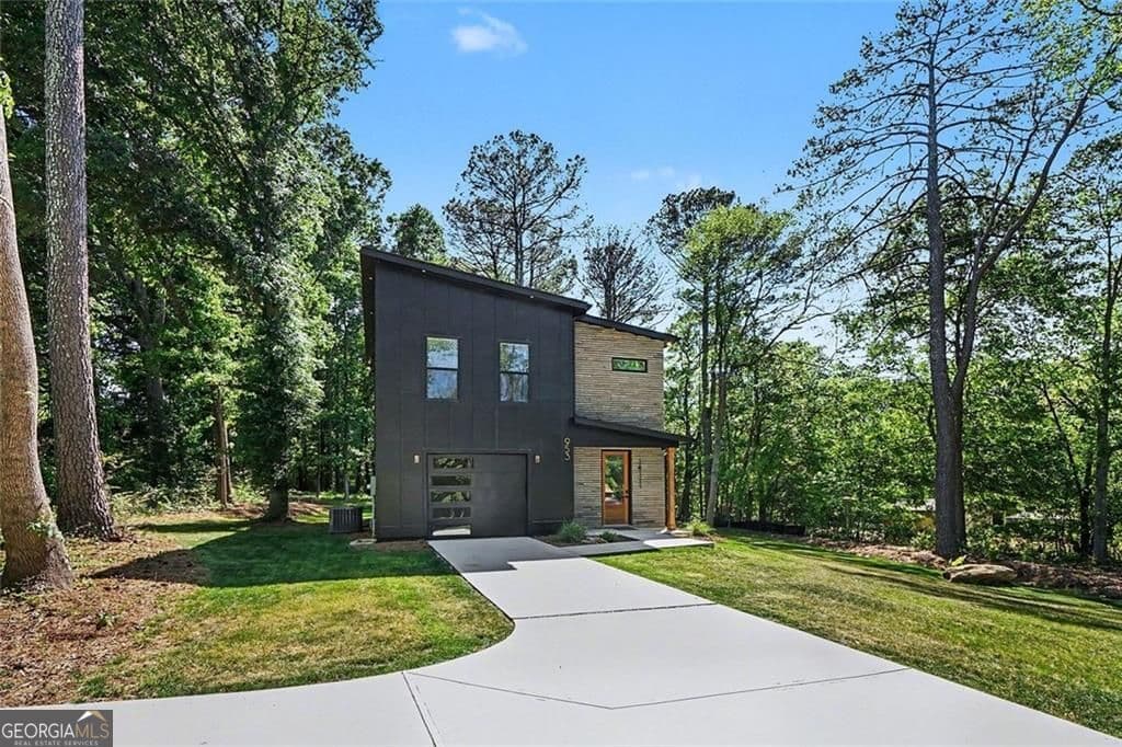 3 bedroom, 2.5 bathroom, 1,782 sq ft single family residence sold at 953 Remington Drive, Conyers, GA 30094