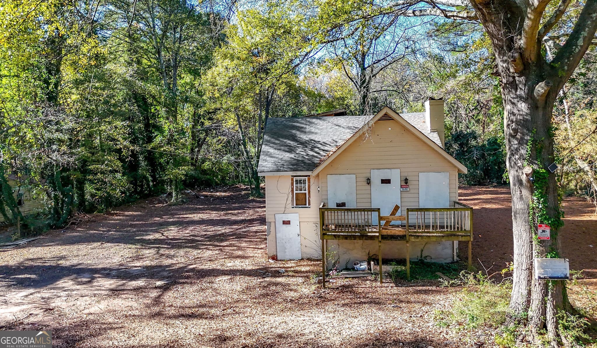 5 bedroom, 2 bathroom, 1,436 sq ft single family residence for sale at 2905 Waters Road, Atlanta, GA 30354 — photo 2