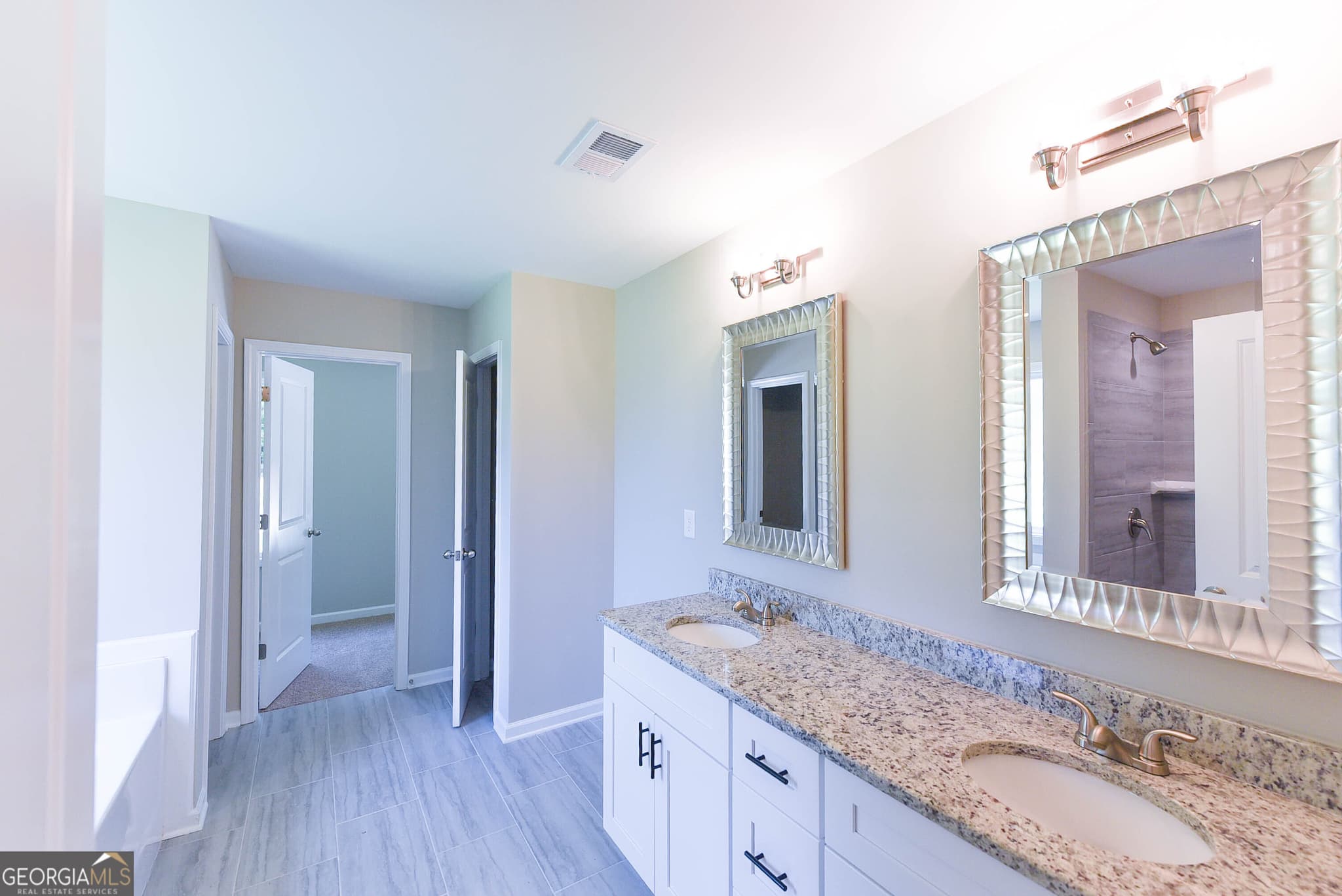 3 bedroom, 2.5 bathroom, 1,780 sq ft single family residence for sale at 110 Fuller Court, Grantville, GA 30220 — photo 7