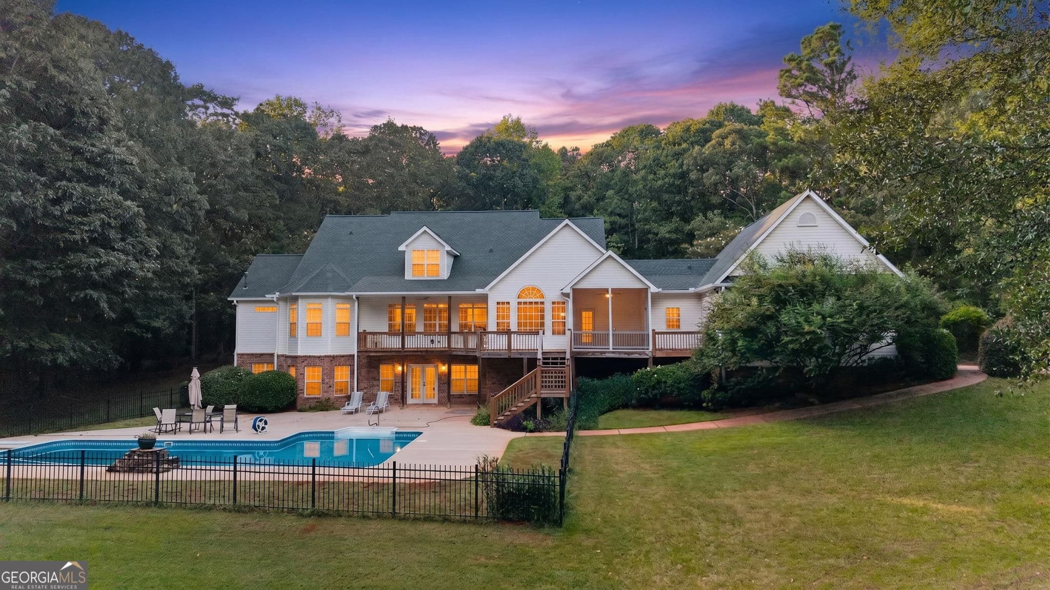 6 bedroom, 4.5 bathroom, 6,844 sq ft single family residence for sale at 738 Old Greenville Road, Fayetteville, GA 30215 — photo 2