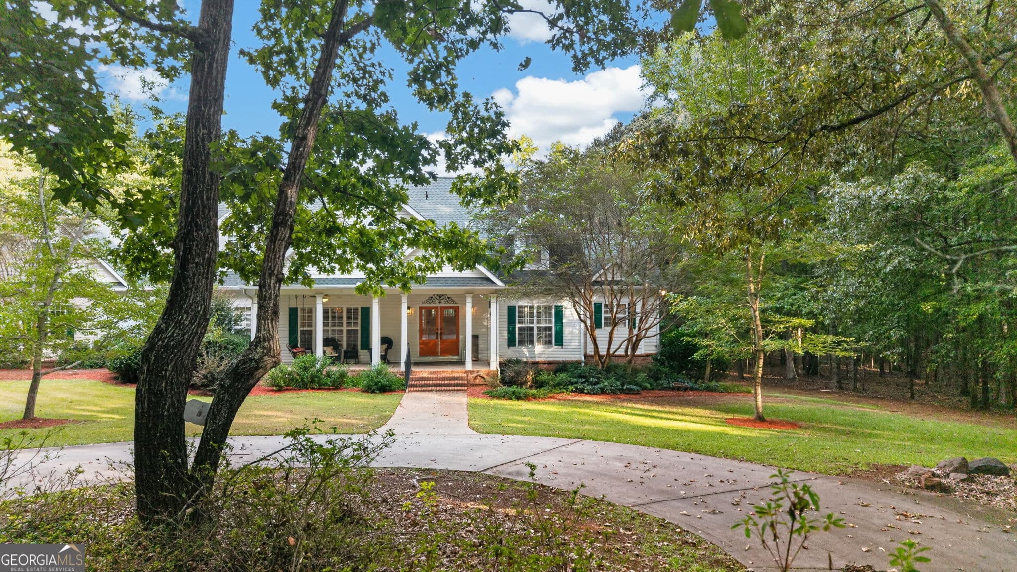 6 bedroom, 4.5 bathroom, 6,844 sq ft single family residence for sale at 738 Old Greenville Road, Fayetteville, GA 30215 — photo 7