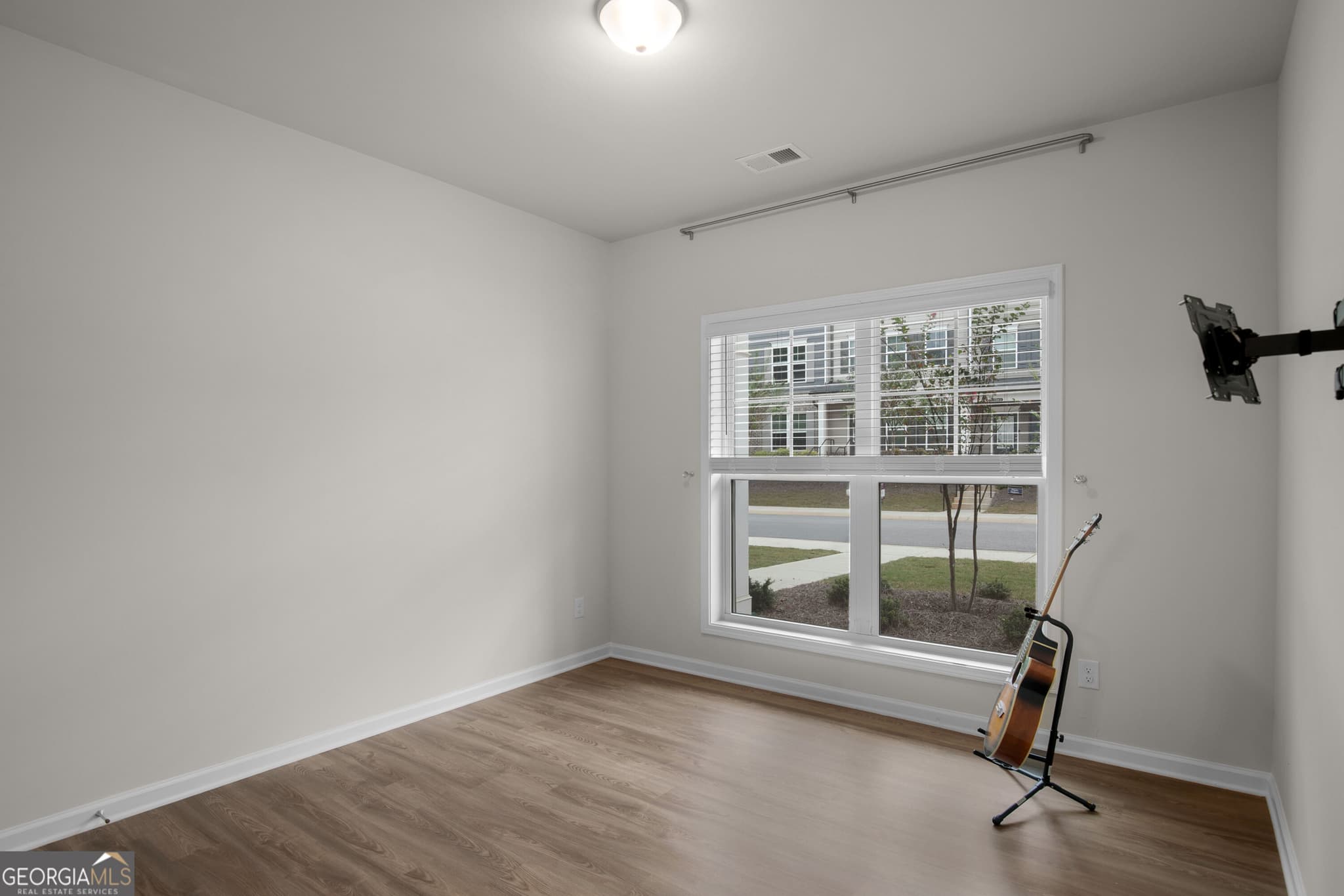 3 bedroom, 3.5 bathroom, 2,000 sq ft townhouse for rent at 14 Gold Drive, Newnan, GA 30265 for $2,250 a month — photo 8