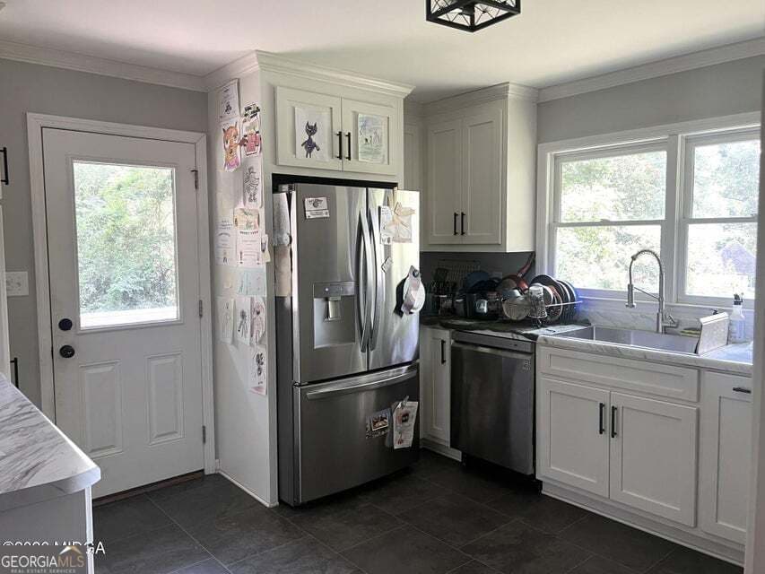 4 bedroom, 2.5 bathroom, 2,673 sq ft single family residence for sale at 4915 Wesleyan Drive, Macon, GA 31210 — photo 7