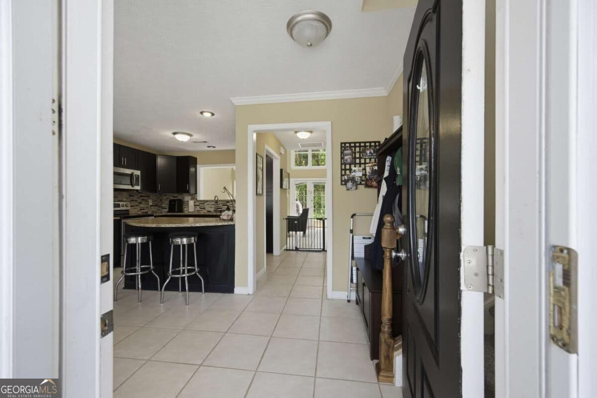 2 bedroom, 2 bathroom, 1,444 sq ft townhouse for sale at 5010 Avalon Drive, Alpharetta, GA 30005 — photo 4