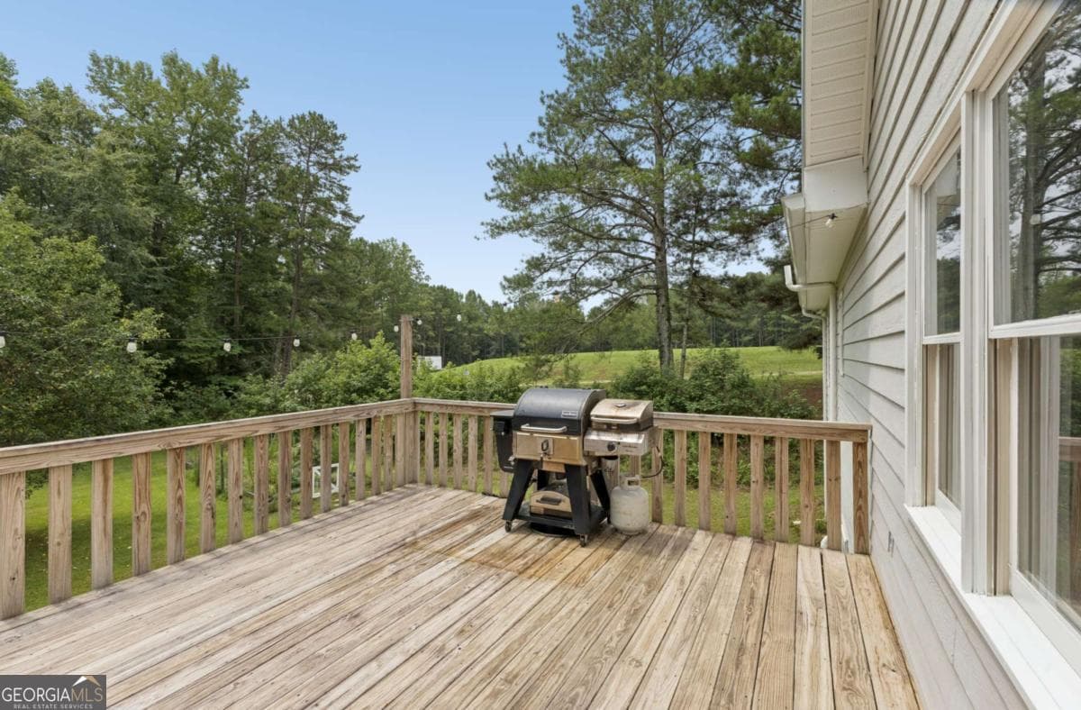 3 bedroom, 2 bathroom, 1,326 sq ft single family residence for sale at 8890 Watkins Road, Chattahoochee Hills, GA 30268 — photo 9