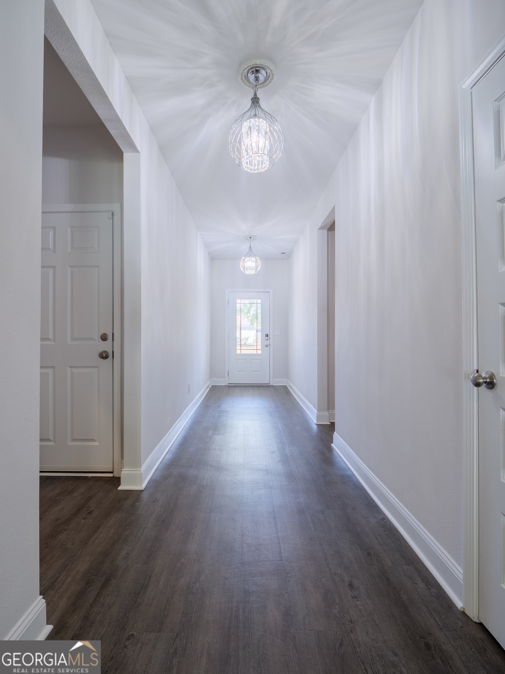 4 bedroom, 2.5 bathroom, 2,306 sq ft single family residence under contract at 5154 Grand Oak Circle, Lake Park, GA 31636 — photo 2