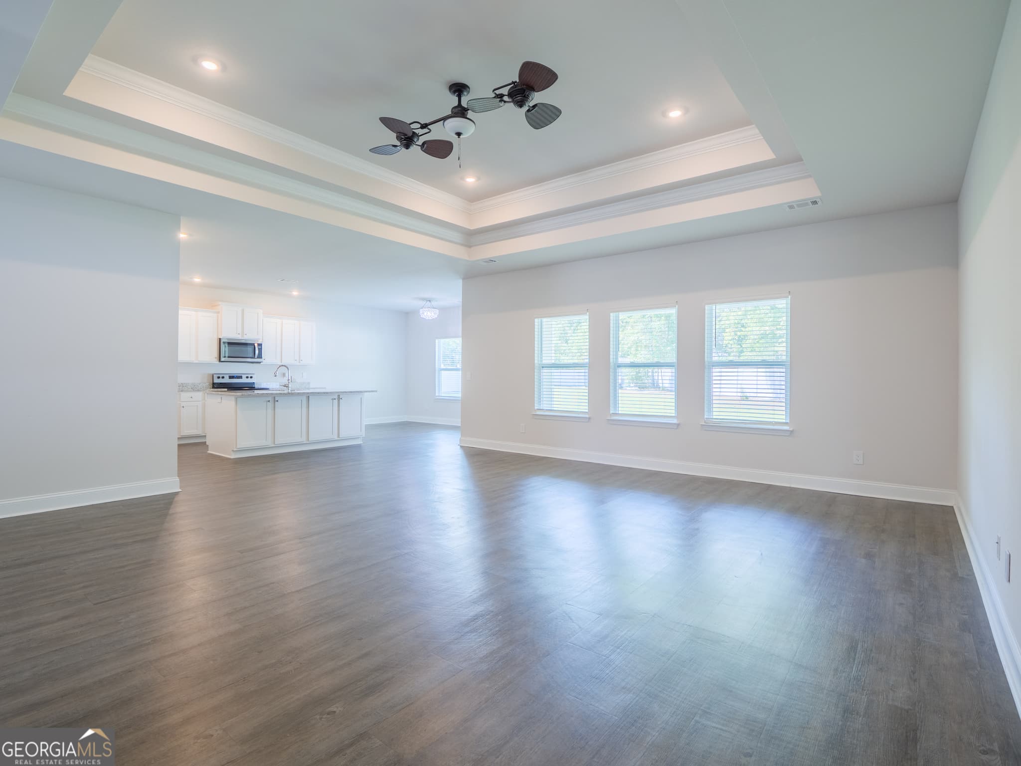 4 bedroom, 2.5 bathroom, 2,306 sq ft single family residence under contract at 5154 Grand Oak Circle, Lake Park, GA 31636 — photo 7