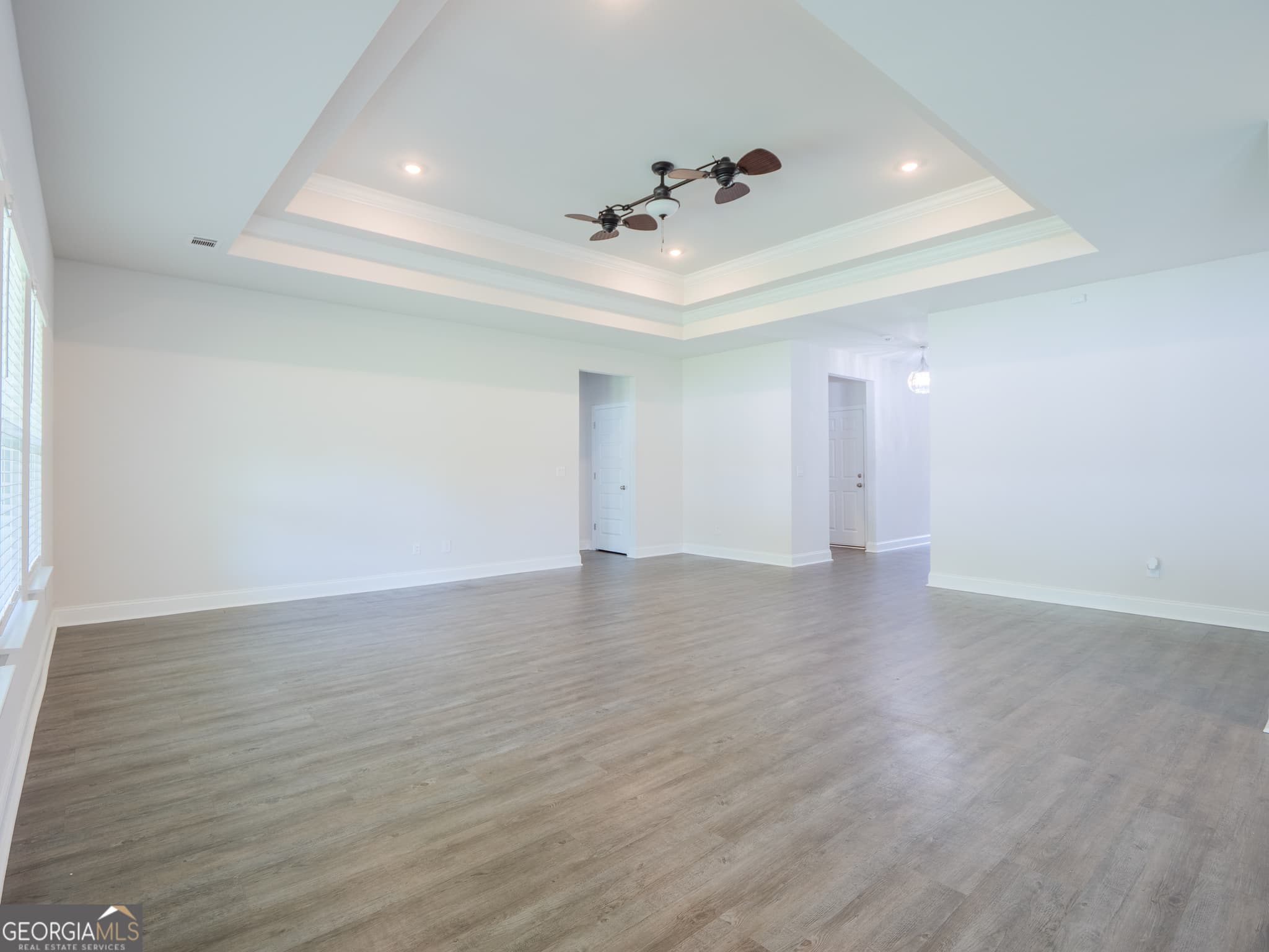 4 bedroom, 2.5 bathroom, 2,306 sq ft single family residence under contract at 5154 Grand Oak Circle, Lake Park, GA 31636 — photo 5