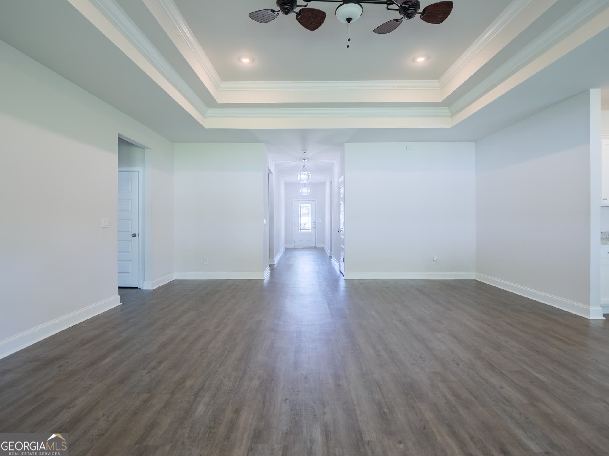 4 bedroom, 2.5 bathroom, 2,306 sq ft single family residence under contract at 5154 Grand Oak Circle, Lake Park, GA 31636 — photo 4