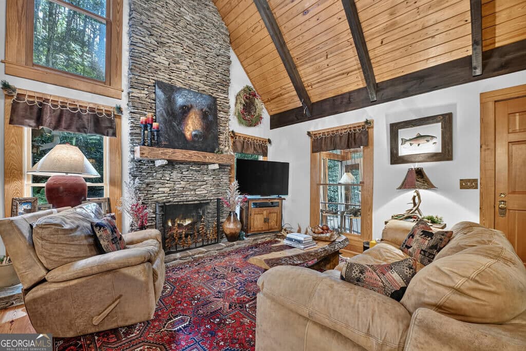 2 bedroom, 1 bathroom, 850 sq ft cabin,single family residence for sale at 931 Foster Branch Road, Epworth, GA 30541 — photo 2