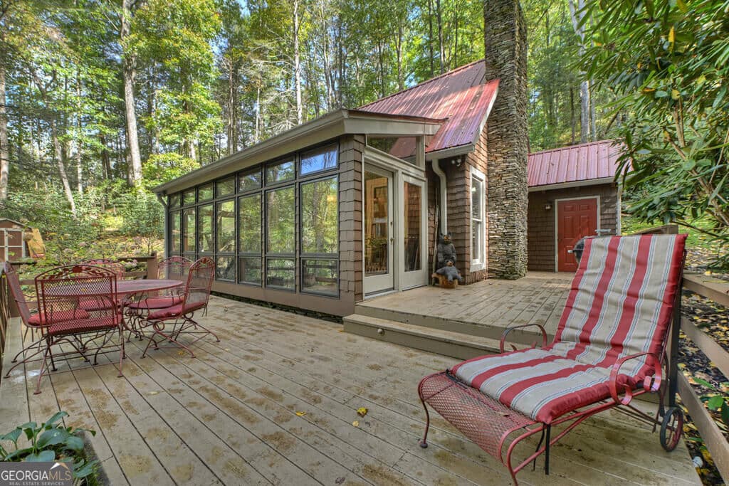 2 bedroom, 1 bathroom, 850 sq ft cabin,single family residence for sale at 931 Foster Branch Road, Epworth, GA 30541 — photo 6