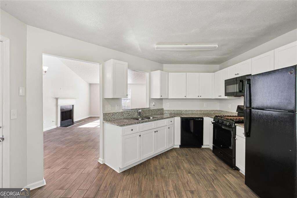 5 bedroom, 3 bathroom, 2,787 sq ft single family residence for sale at 4879 Lake Park Lane, Acworth, GA 30101 — photo 7