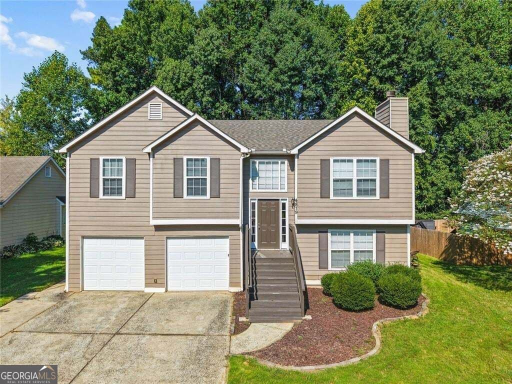 5 bedroom, 3 bathroom, 2,787 sq ft single family residence for sale at 4879 Lake Park Lane, Acworth, GA 30101 — photo 1 of 28