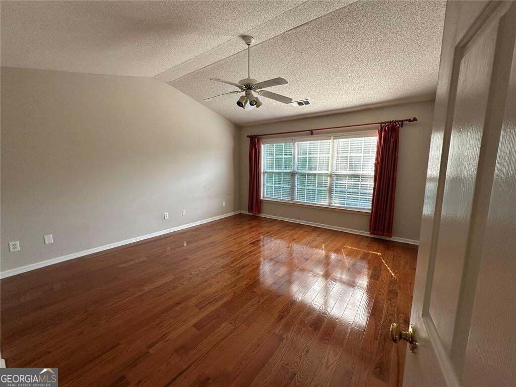3 bedroom, 2.5 bathroom, 1,908 sq ft single family residence for rent at 500 Stambridge Court, Johns Creek, GA 30005 for $2,850 a month — photo 9