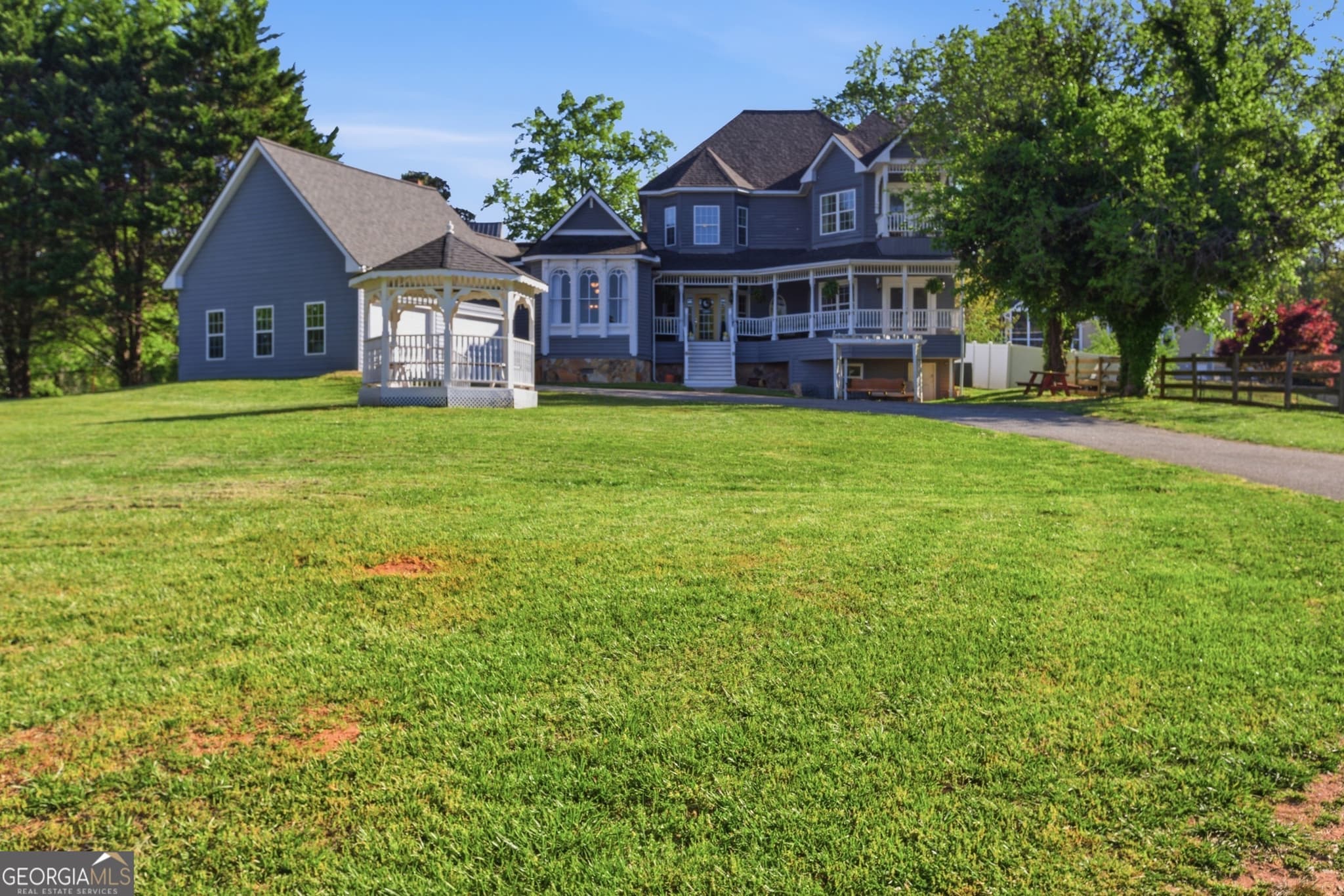 3 bedroom, 3.5 bathroom, 3,861 sq ft single family residence for sale at 1910 Hancock Road, Demorest, GA 30535 — photo 6