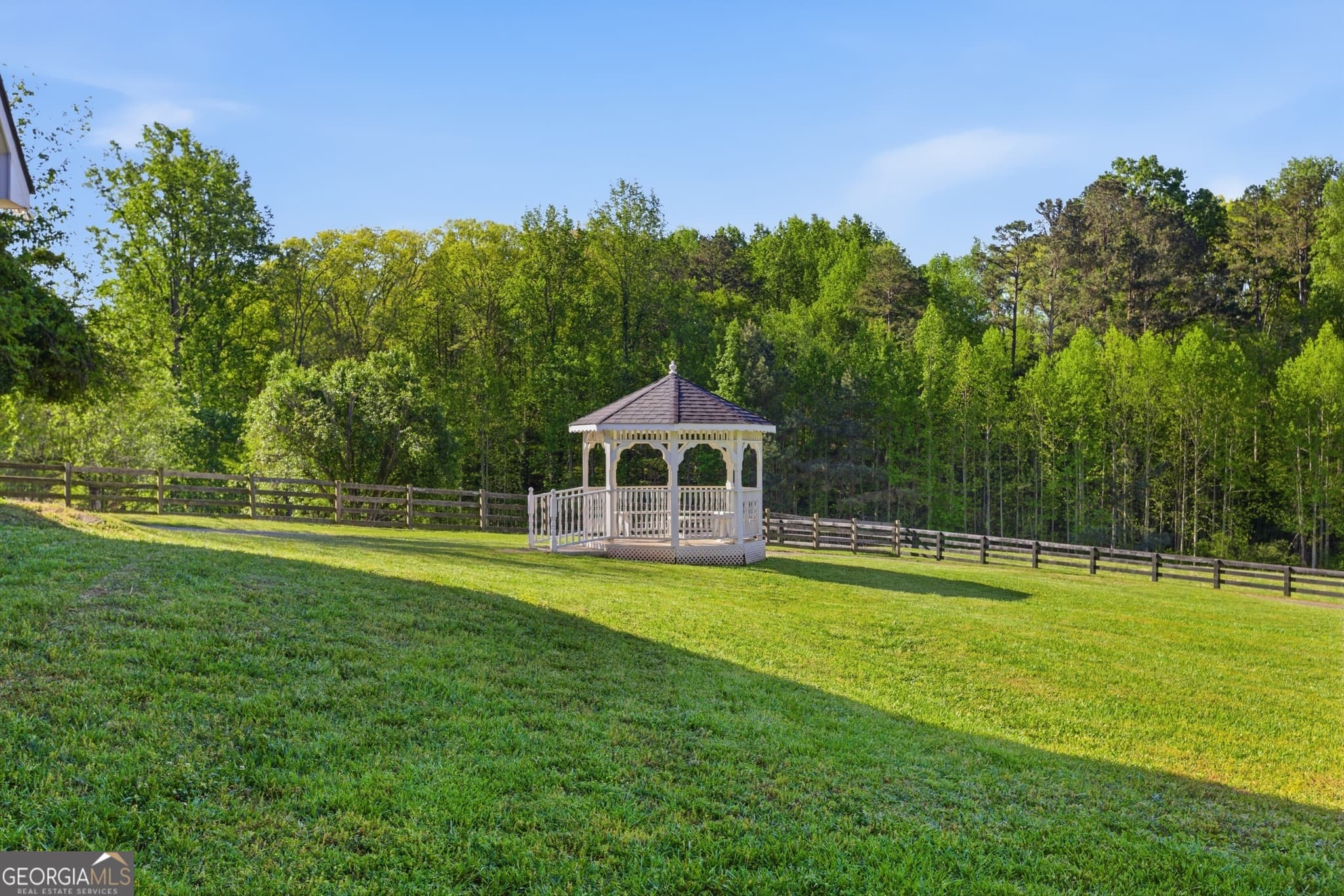 3 bedroom, 3.5 bathroom, 3,861 sq ft single family residence for sale at 1910 Hancock Road, Demorest, GA 30535 — photo 8