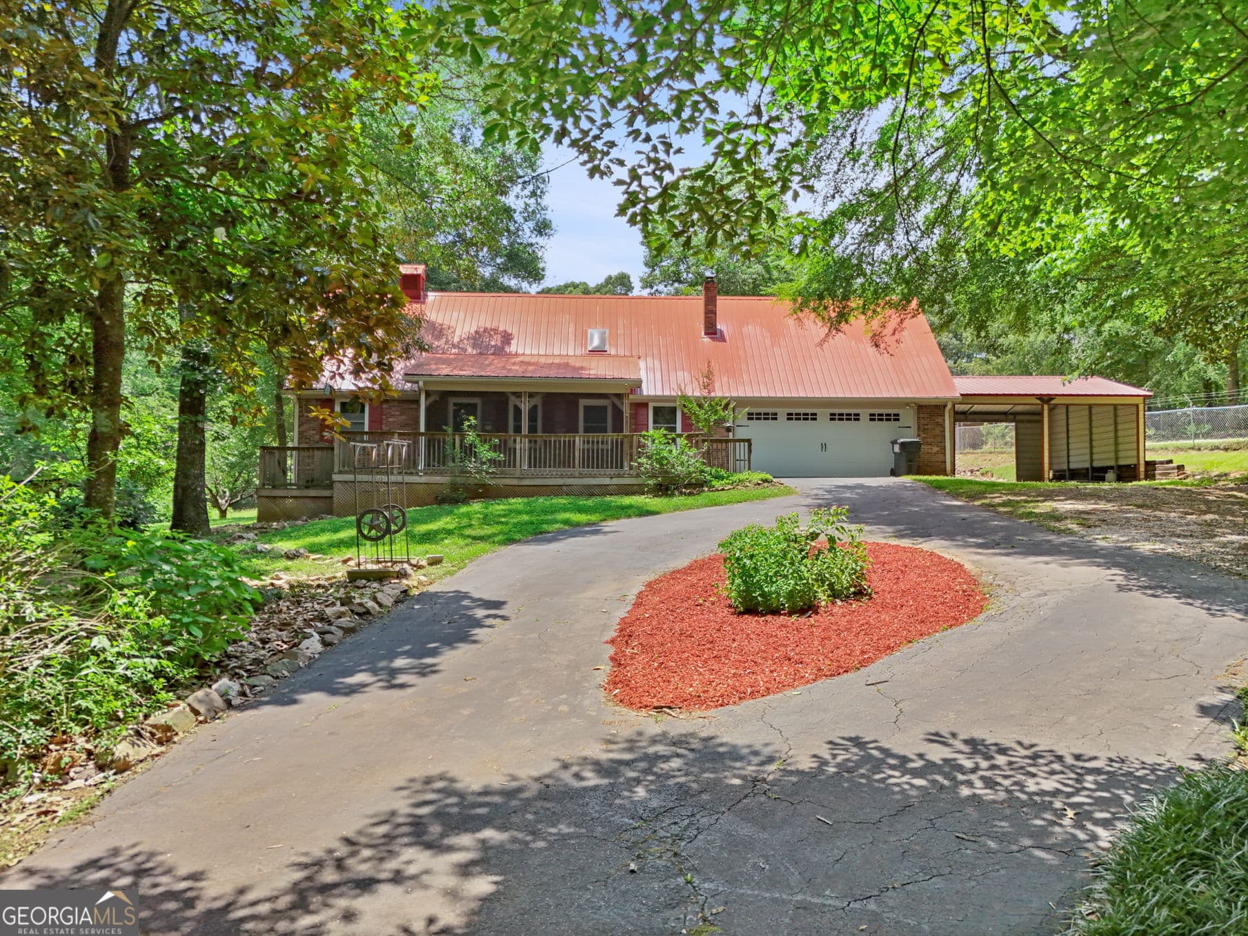 2 bedroom, 1.5 bathroom, 1,704 sq ft single family residence sold at 575 Covered Bridge Road, Covington, GA 30016