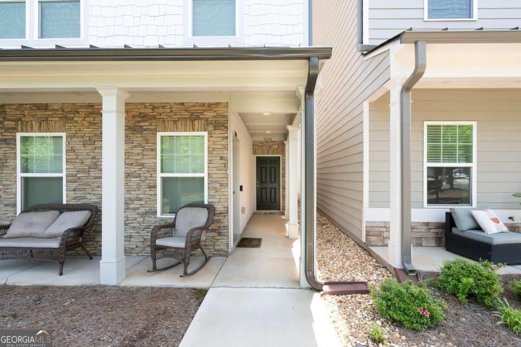 3 bedroom, 3 bathroom, 1,700 sq ft townhouse for sale at 2106 Remy Court, Kennesaw, GA 30144 — photo 2