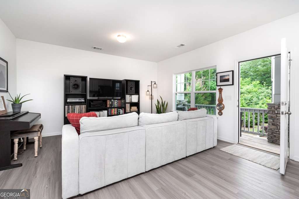 3 bedroom, 3 bathroom, 1,700 sq ft townhouse for sale at 2106 Remy Court, Kennesaw, GA 30144 — photo 8