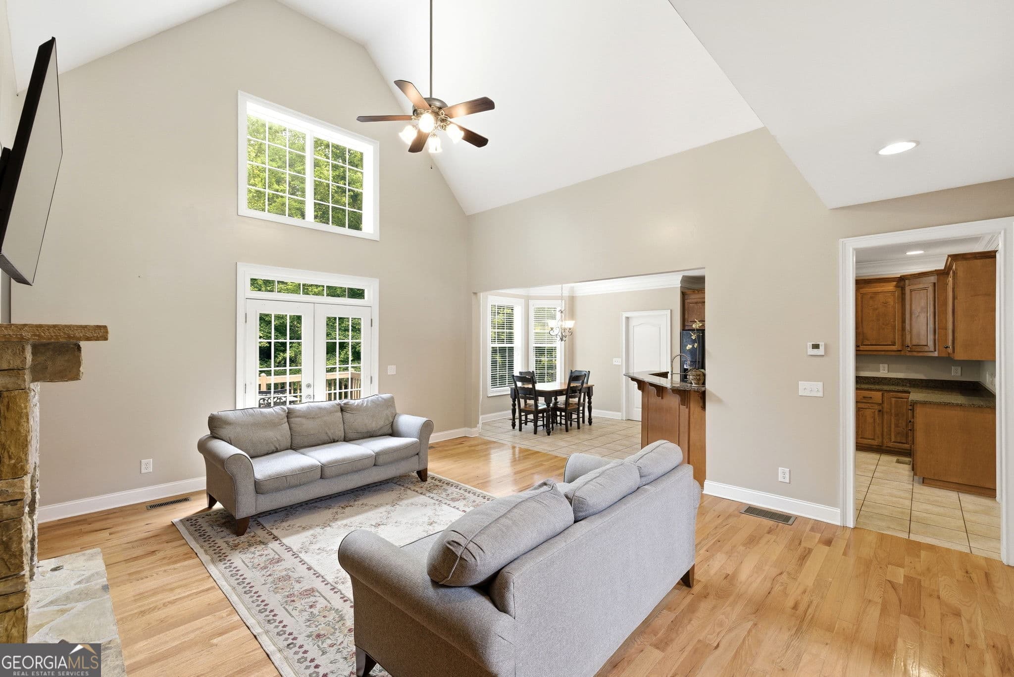 4 bedroom, 3.5 bathroom, 2,803 sq ft single family residence for sale at 119 Abbington Way, Clarkesville, GA 30523 — photo 9