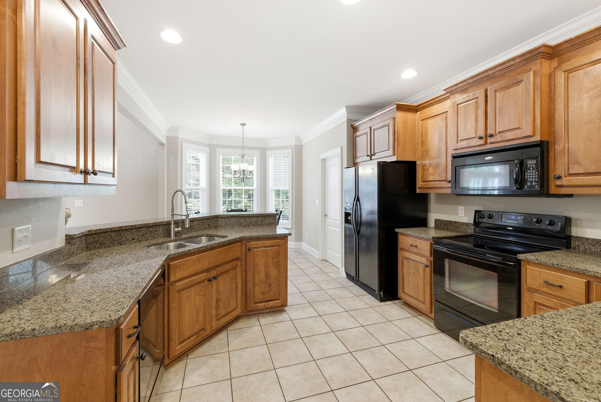 4 bedroom, 3.5 bathroom, 2,803 sq ft single family residence for sale at 119 Abbington Way, Clarkesville, GA 30523 — photo 10