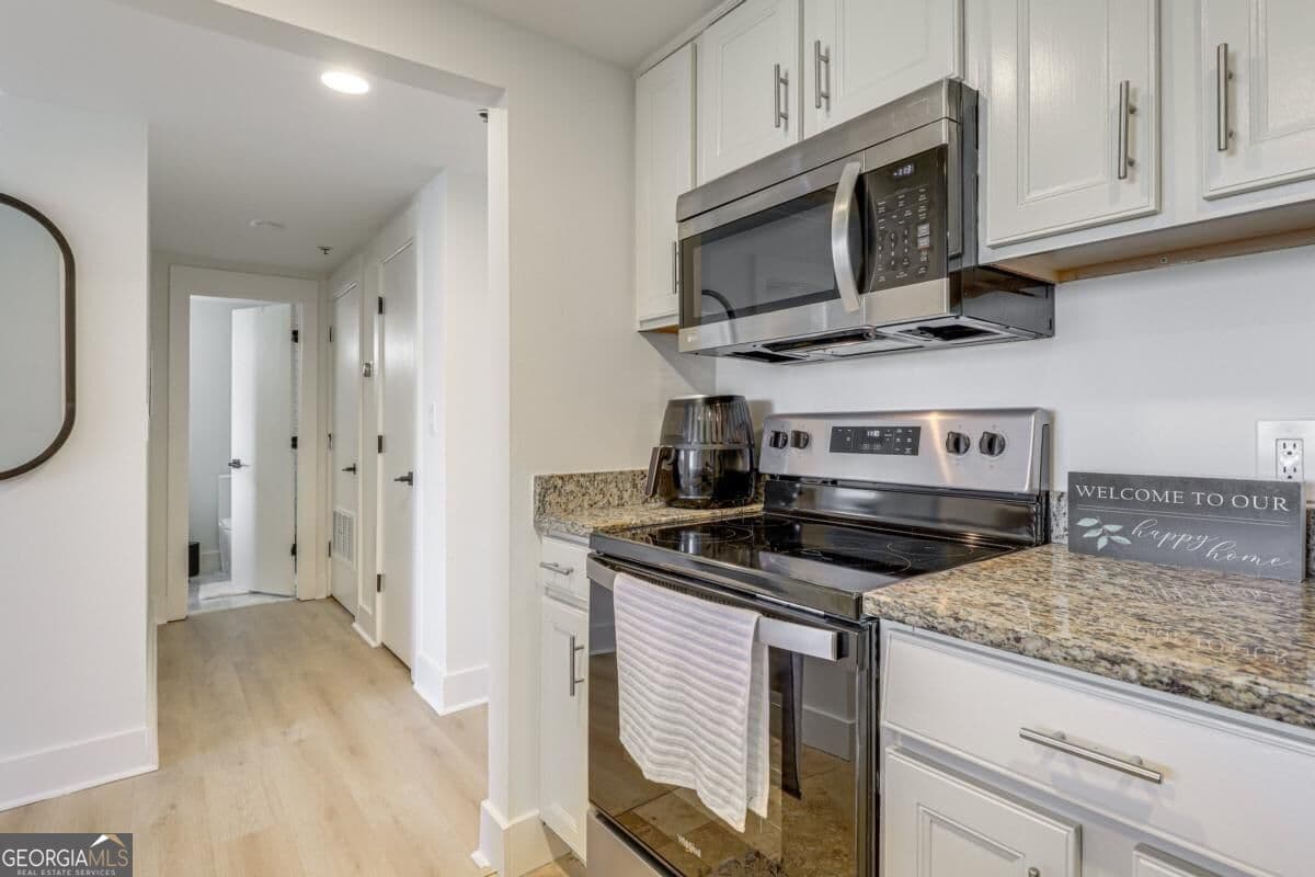 1 bedroom, 1 bathroom, 645 sq ft condominium for sale at 1280 W Peachtree Street 805, Atlanta, GA 30309 — photo 7