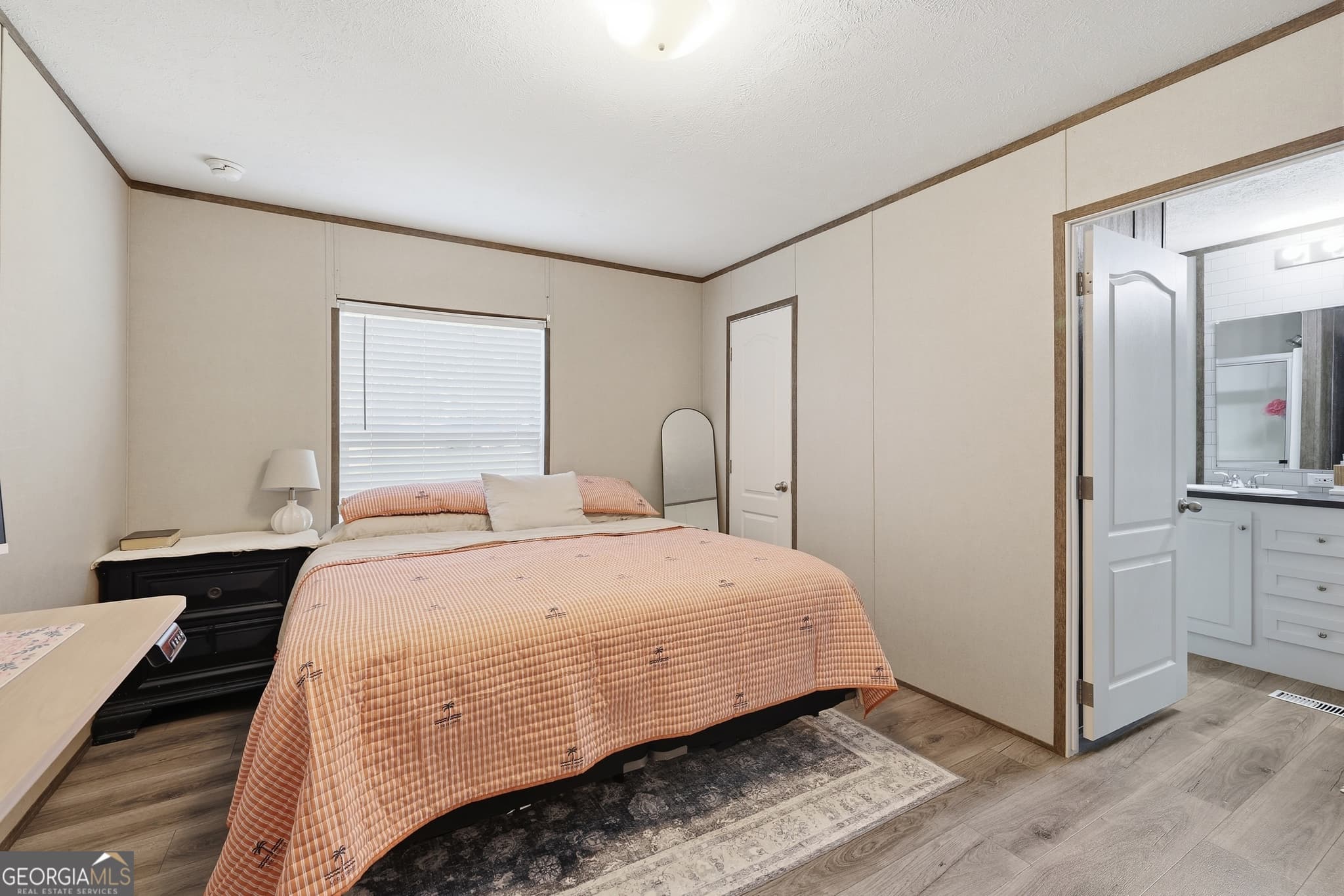 3 bedroom, 2 bathroom, 1,216 sq ft single family residence under contract at 739 Ridgeview Drive, Lavonia, GA 30553 — photo 8