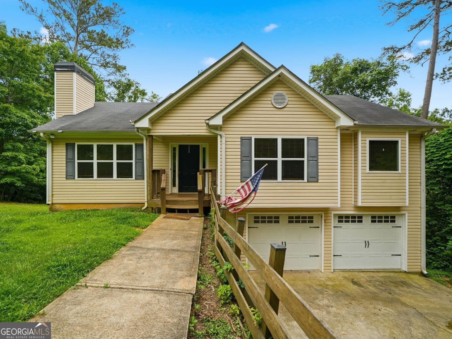 3 bedroom, 2 bathroom, 2,816 sq ft single family residence for rent at 166 Cove Hills Road, Jasper, GA 30143 for $2,275 a month — photo 1 of 1