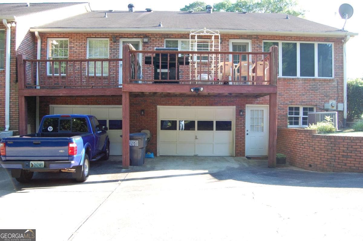 3 bedroom, 3 bathroom, 4,882 sq ft townhouse for sale at 3315 Salem Cove Trail, Conyers, GA 30013 — photo 6