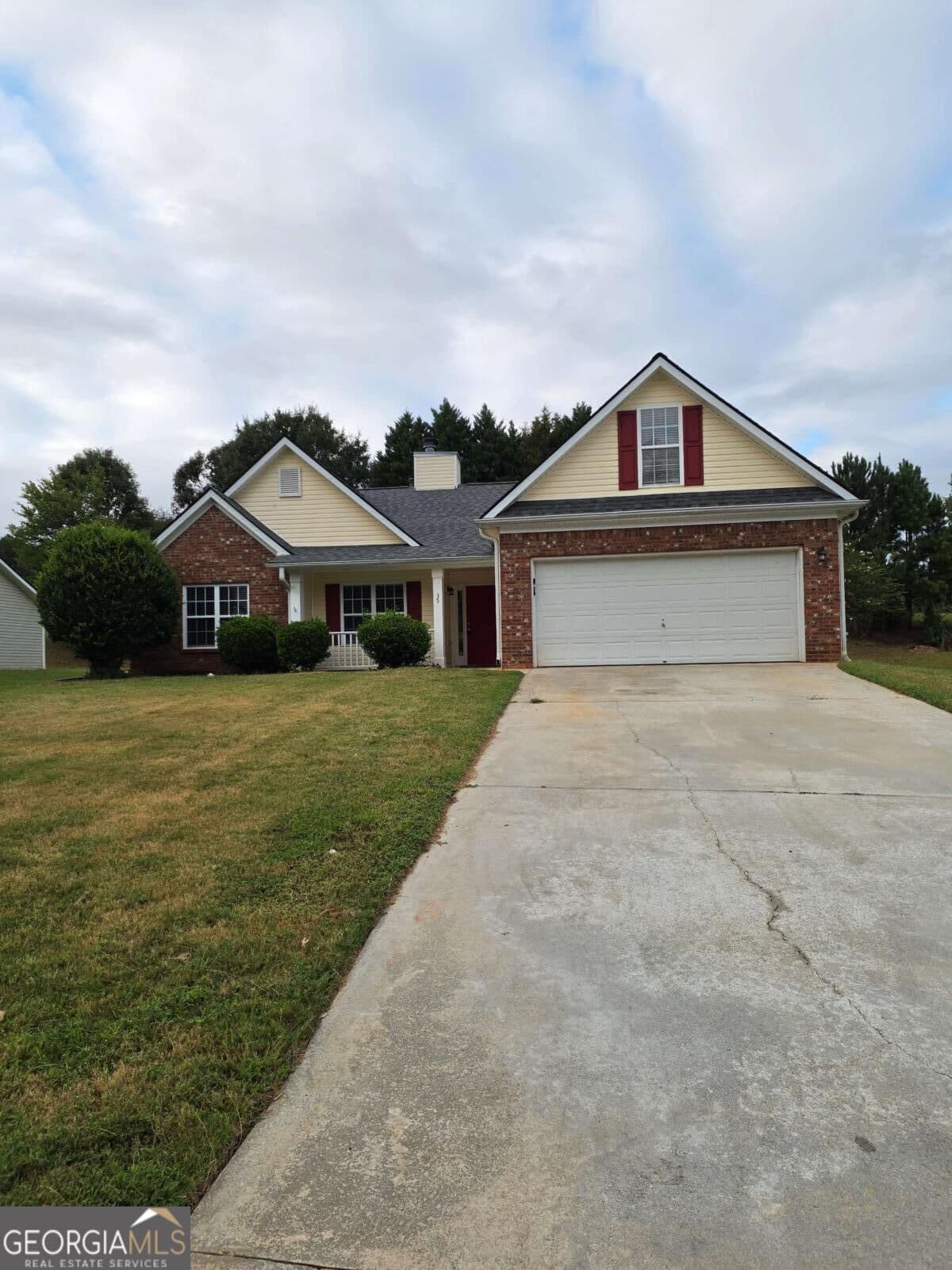 4 bedroom, 2 bathroom, 2,198 sq ft single family residence for rent at 35 Montgomery Court, Covington, GA 30016 for $2,200 a month — photo 1 of 28