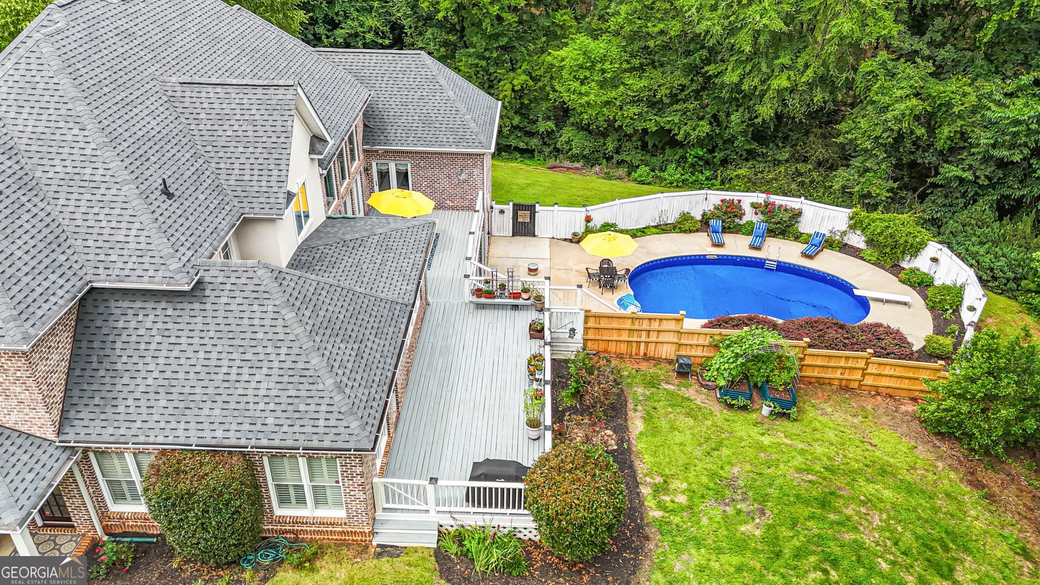 6 bedroom, 4.5 bathroom, 6,420 sq ft single family residence for sale at 105 Steeplechase Run, Warner Robins, GA 31088 — photo 10
