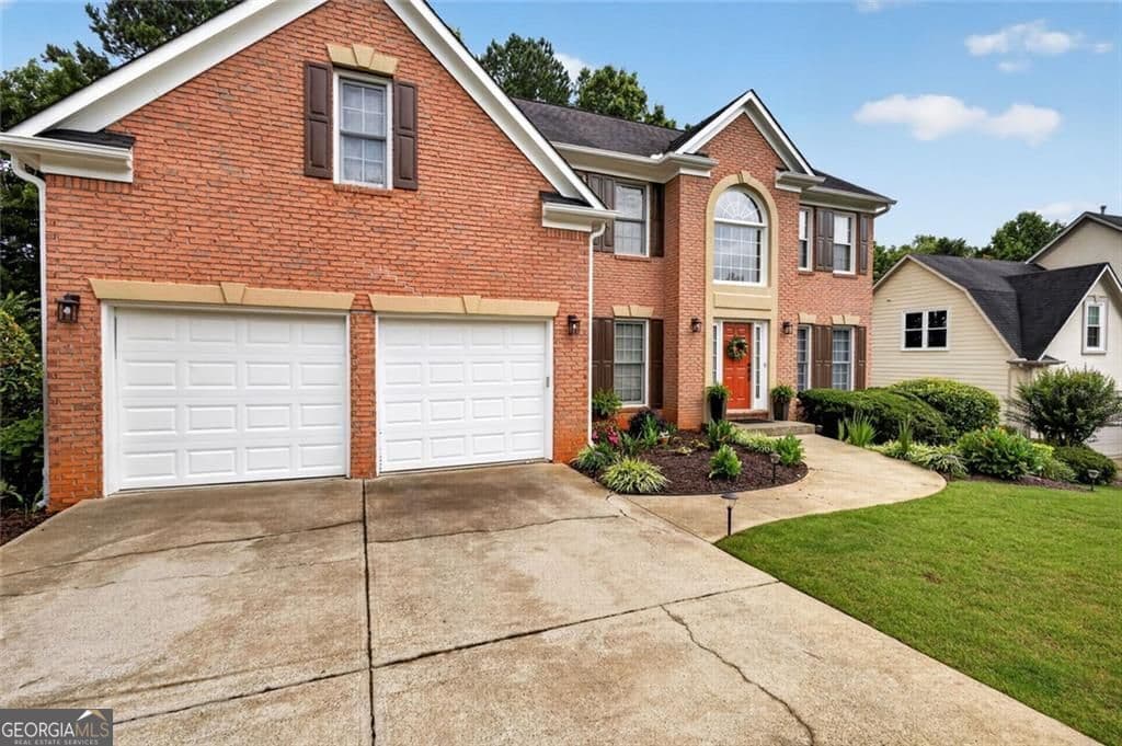 5 bedroom, 2.5 bathroom, 3,025 sq ft single family residence for sale at 2456 Stonecroft Way, Duluth, GA 30097 — photo 2