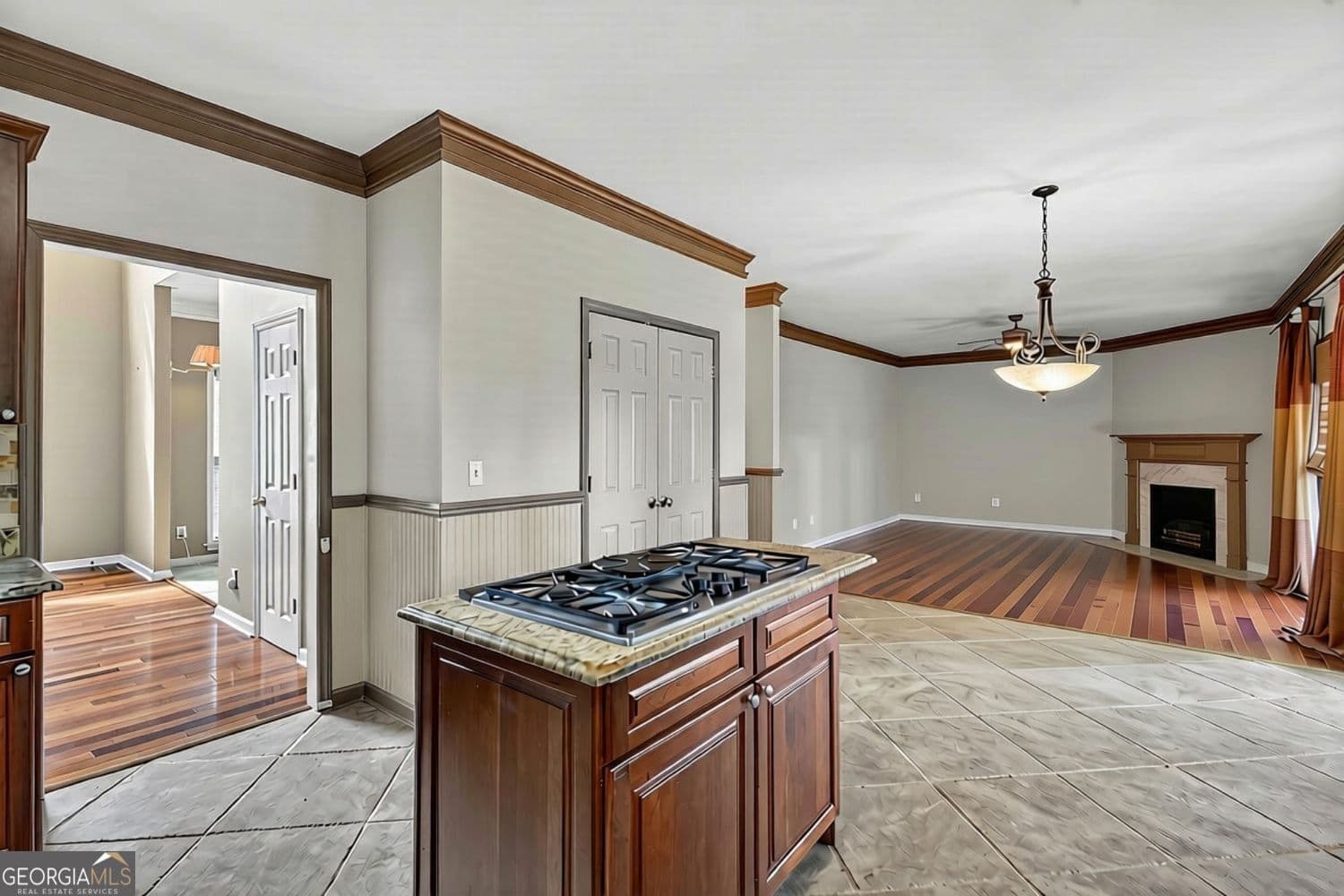 5 bedroom, 2.5 bathroom, 3,025 sq ft single family residence for sale at 2456 Stonecroft Way, Duluth, GA 30097 — photo 10