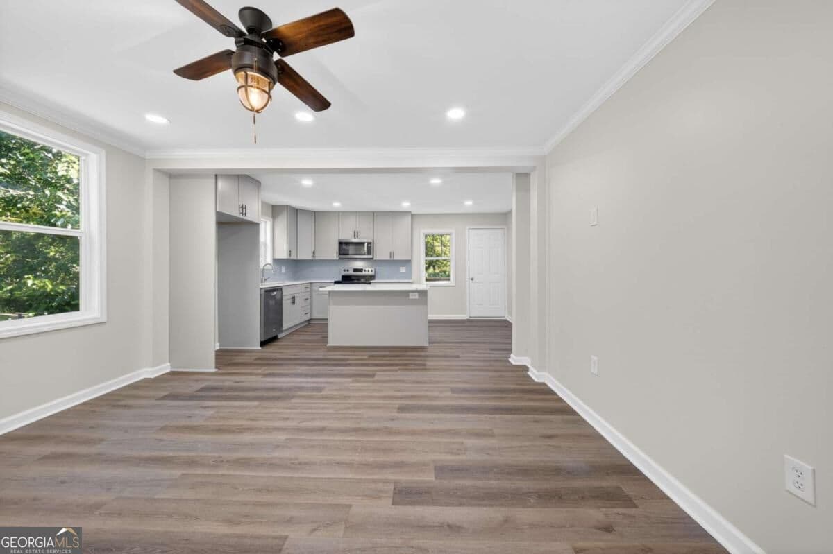 4 bedroom, 3 bathroom, 1,008 sq ft single family residence for sale at 931 Stonewall Drive, Atlanta, GA 30315 — photo 6