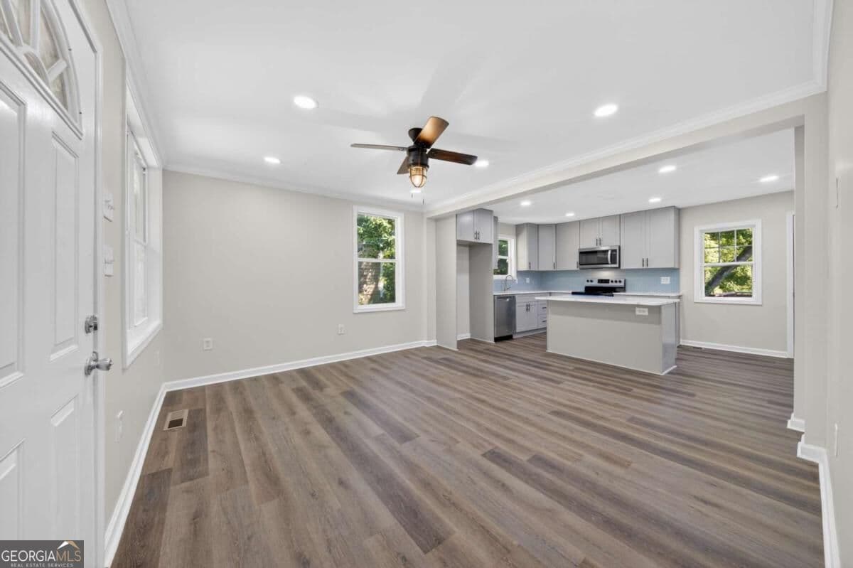 4 bedroom, 3 bathroom, 1,008 sq ft single family residence for sale at 931 Stonewall Drive, Atlanta, GA 30315 — photo 8