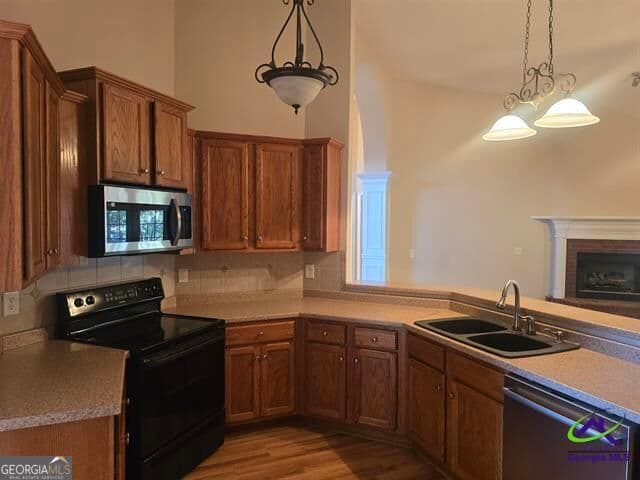 3 bedroom, 2 bathroom, 1,912 sq ft single family residence for sale at 118 Dovecot Drive, Warner Robins, GA 31088 — photo 9